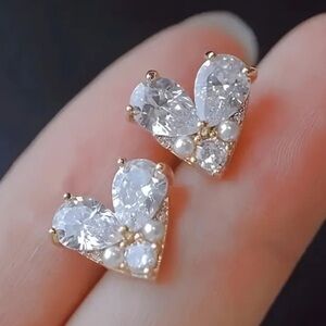 Cute mini Rhinestone Heart Earrings- Gold Tone - NEW